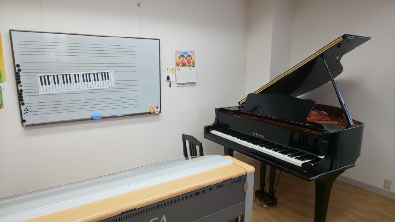 昭和センターにグランドピアノが入りました！